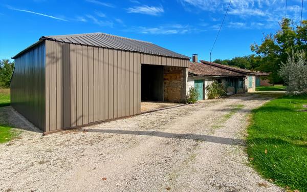 Maison à vendre    3 pièces •  Caussade