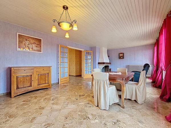 Maison 6 pièces 115m² sur sous-sol total proche Longueville