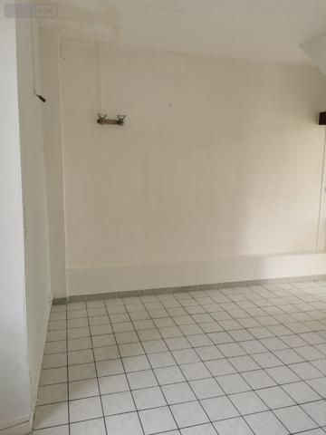 Maison à restaurer à louer à Braine dans l'Aisne (02220), ref : 02072/222