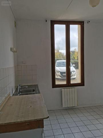 Maison à restaurer à louer à Braine dans l'Aisne (02220), ref : 02072/222