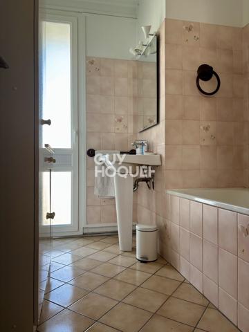 APPARTEMENT À VENDRE DE 4 PIÈCES DE 74,21 M²