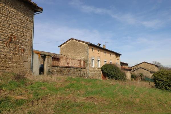 GRAND CORPS DE FERME  maison et dépendances