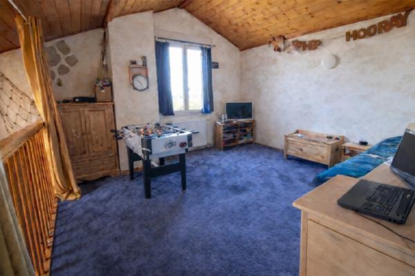 Maison familiale lumineuse avec beaux volumes à Monistrol-sur-Loire