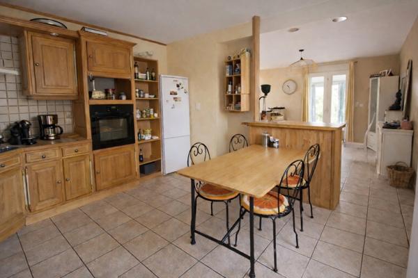 Maison familiale lumineuse avec beaux volumes à Monistrol-sur-Loire