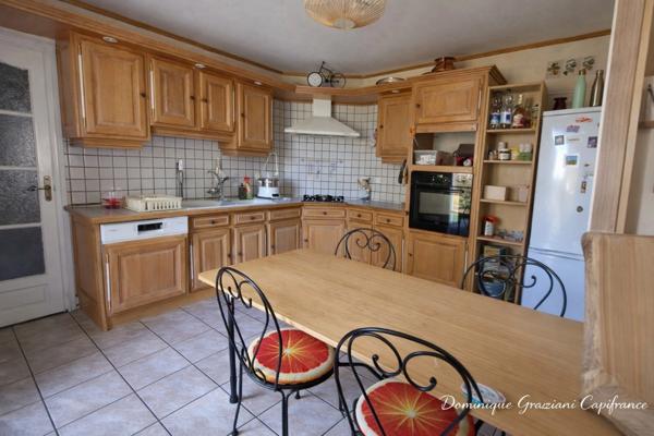 Maison familiale lumineuse avec beaux volumes à Monistrol-sur-Loire