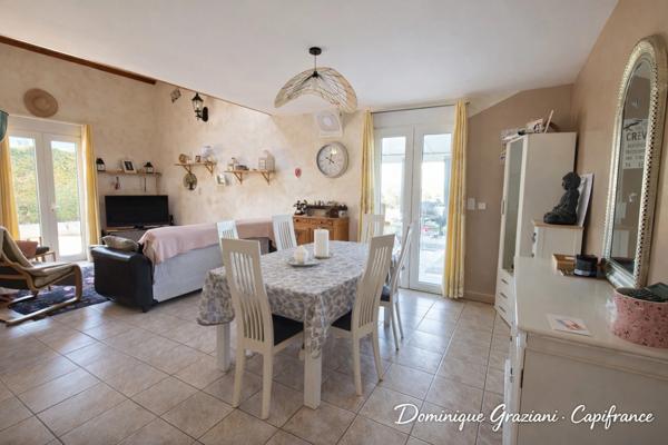 Maison familiale lumineuse avec beaux volumes à Monistrol-sur-Loire