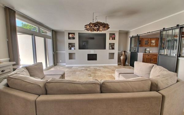 Maison à vendre    5 pièces •  Blanzy