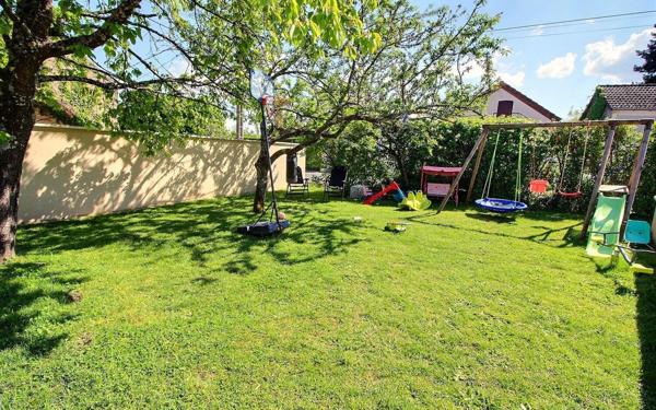 Maison à vendre    5 pièces •  Blanzy