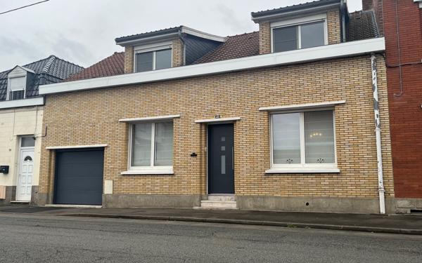 Maison à vendre    6 pièces • 150 m2 Hazebrouck