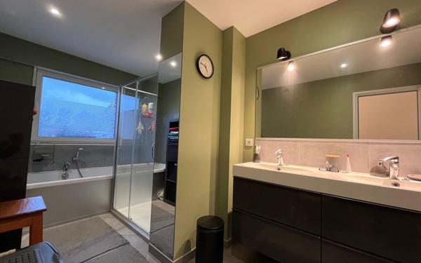 Maison à vendre    6 pièces • 150 m2 Hazebrouck