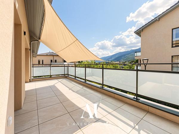 Appartement duplex T5, Suite parentale, Terrasse, Parking, Cave, année de construction 2021 - Crozet, 01170