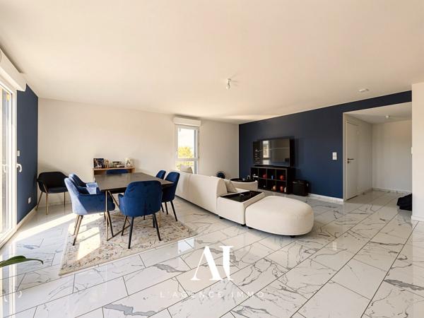 Appartement duplex T5, Suite parentale, Terrasse, Parking, Cave, année de construction 2021 - Crozet, 01170