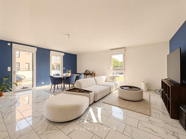 Appartement duplex T5, Suite parentale, Terrasse, Parking, Cave, année de construction 2021 - Crozet, 01170