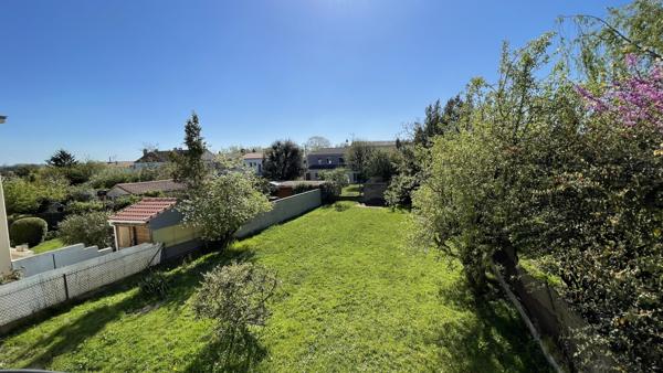 Appartement
                                                                                                                                                                                                                                                                                                                        4 pièce(s)                                                                                                                                                                                                          3 chambre(s)                                                                                                                                                                                                          83.48  m²