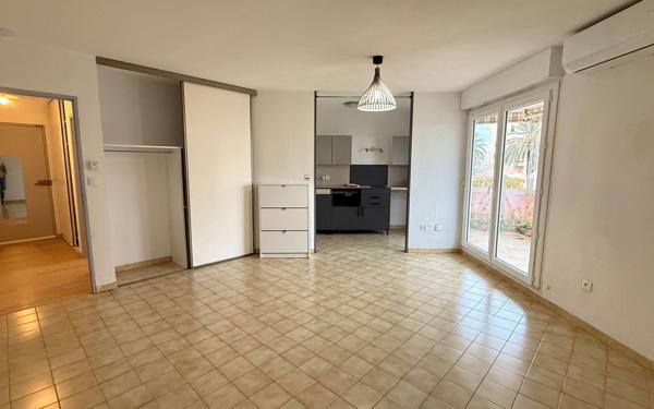 Appartement à vendre    2 pièces • 38,21 m2 Hyères