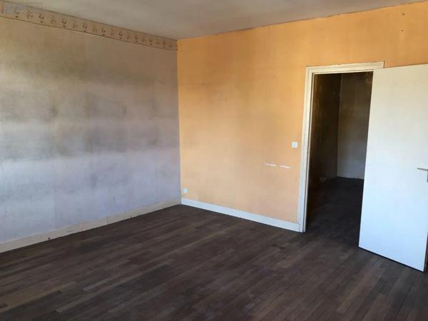 Achat - Immeuble | Local mixte (Pro/Hab) Issoudun 36100 120 m 2 46 m 2