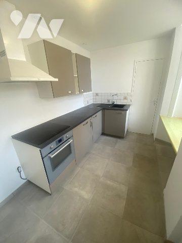 CALAIS SAINT PIERRE MAISON DE VILLE 3 CHAMBRES GARAGE JARDIN