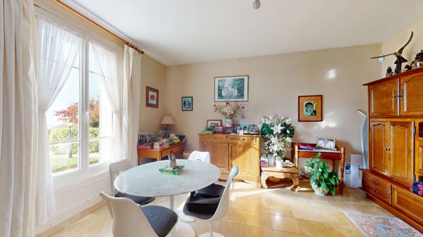 Maison avec vue imprenable 8 pièce(s) 196 m2