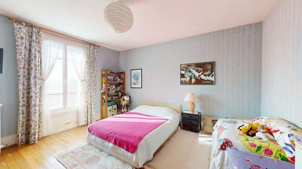 Maison avec vue imprenable 8 pièce(s) 196 m2