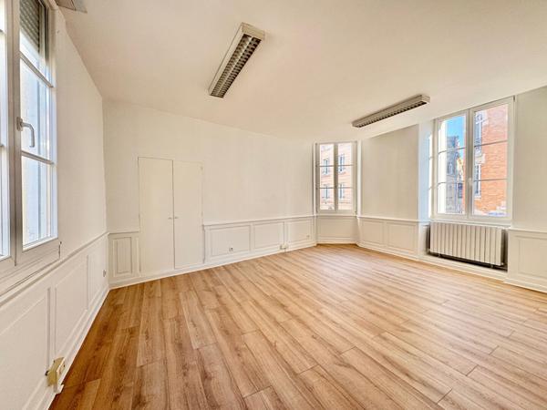 Local commercial Reims 220 m2