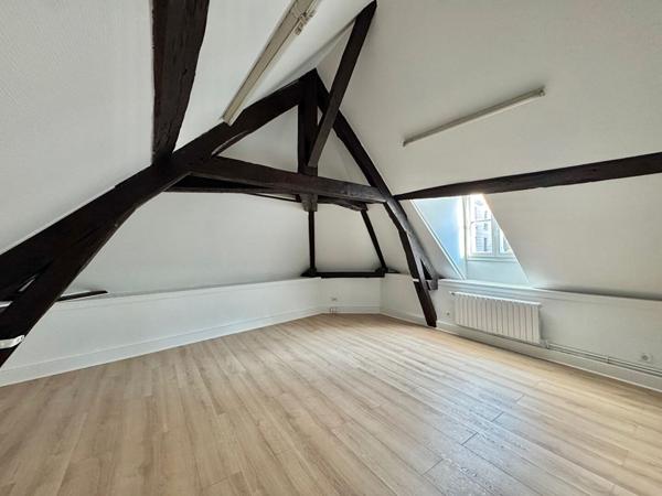 Local commercial Reims 220 m2