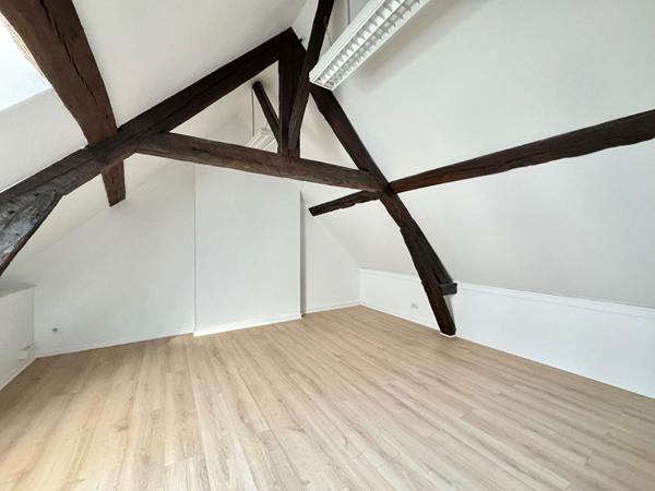 Local commercial Reims 220 m2