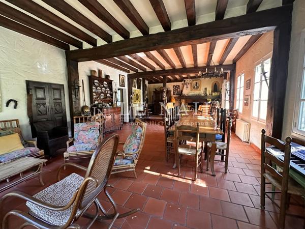 Maison du XIXe siècle avec dépendances dans un charmant domaine entre Nantes et la mer