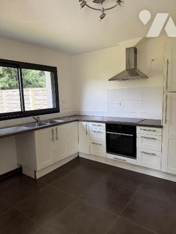 A VENDRE MAISON CONTEMPORAINE VANNES Ténénio-3 ch, 400 m2 de terrain