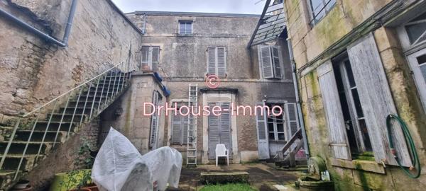 Immeuble à vendre 15 pièces de 400 m²