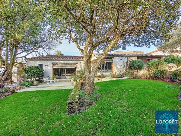 Achat maison Les Achards - 9 pièce(s) - 245 m² - 668 500 €