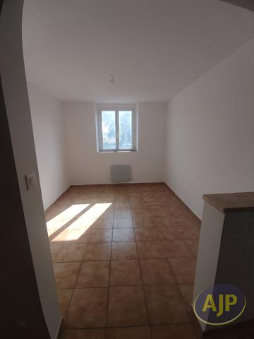 Location appartement Castelnau De Medoc : 575 € - AJP Pauillac Immobilier