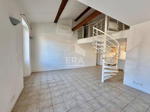 Duplex T4 de charme au coeur de Saint-Cyr-sur-Mer ? 86.91 m2