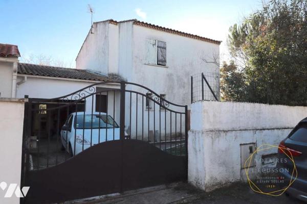 Maison avec jardin et garage à rénover à SOMMIERES