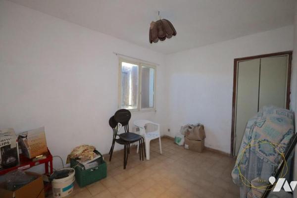 Maison avec jardin et garage à rénover à SOMMIERES