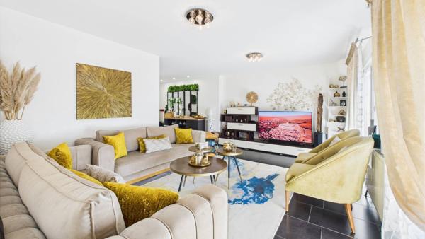 Saintry-sur-Seine (91250) Charmante maison familiale avec sous-sol total de 228m2 (118m2 habitable) – Saintry-sur-Seine (91250)