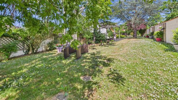 Saintry-sur-Seine (91250) Charmante maison familiale avec sous-sol total de 228m2 (118m2 habitable) – Saintry-sur-Seine (91250)