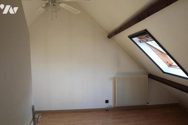 NIORT RECOUVRANCE, BEAU PAVILLON EN BON ETAT OFFRANT DE GRANDS VOLUMES