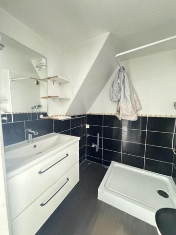 Studio duplex au capucin