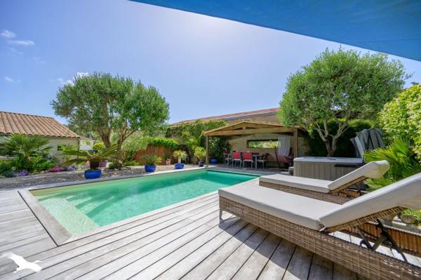 Maison à vendre 835 000 € Nieul-sur-Mer 6 p 158 m² DPE D