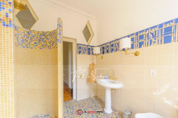 Maison à vendre 13 pièces de 341 m²