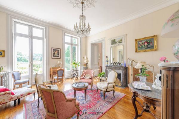 Maison à vendre 13 pièces de 341 m²