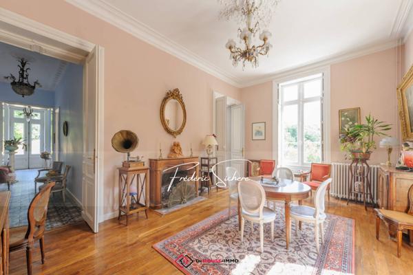 Maison à vendre 13 pièces de 341 m²