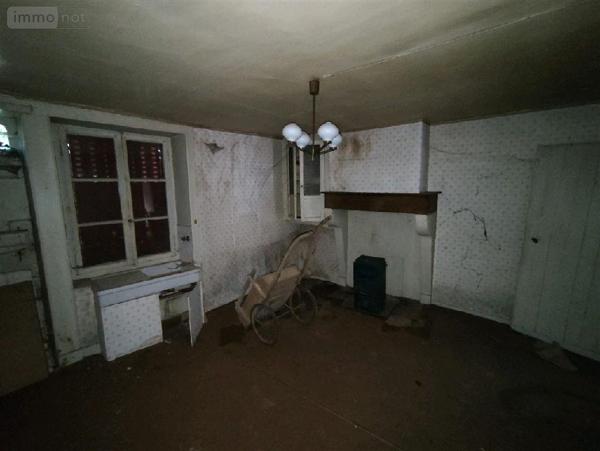 Maison à vendre à Gespunsart dans les Ardennes (08700), ref : 2025 02   
SECTEUR CHARLEVILLE