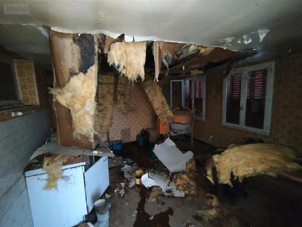 Maison à vendre à Gespunsart dans les Ardennes (08700), ref : 2025 02   
SECTEUR CHARLEVILLE