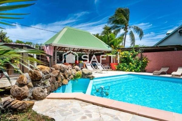 MAGNIFIQUE PROPRIETE COMPRENANT UNE VILLA ET CINQ GITES