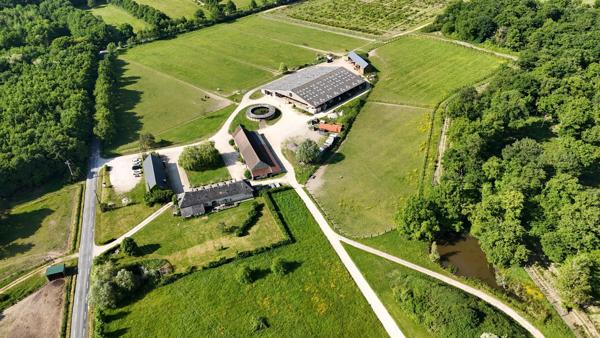 Vente Propriété équestre Ardon 7 Pièces 250 m²