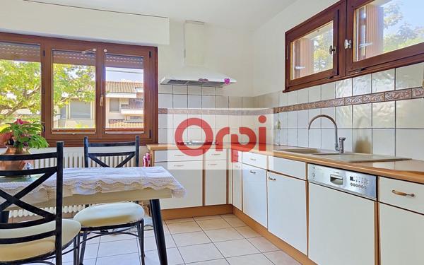 Maison à vendre    9 pièces • 198,58 m2 Annemasse