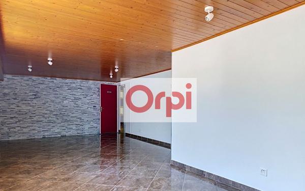 Maison à vendre    9 pièces • 198,58 m2 Annemasse
