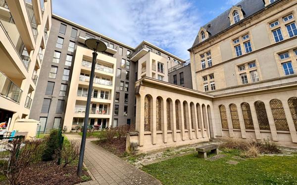 Appartement à louer    4 pièces • 78,49 m2 Caen
