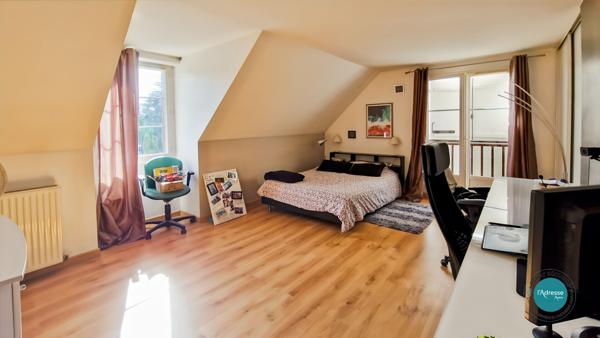 Maison Mennecy 9 pièce(s) 226 m2